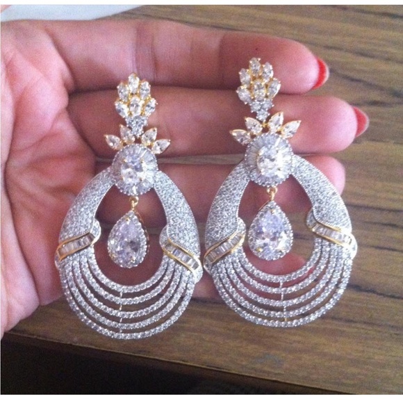 SILVERFAIRY Accessories - Stunning American Diamond Chandelier Earrings! BRAND NEW. NEVER USED.